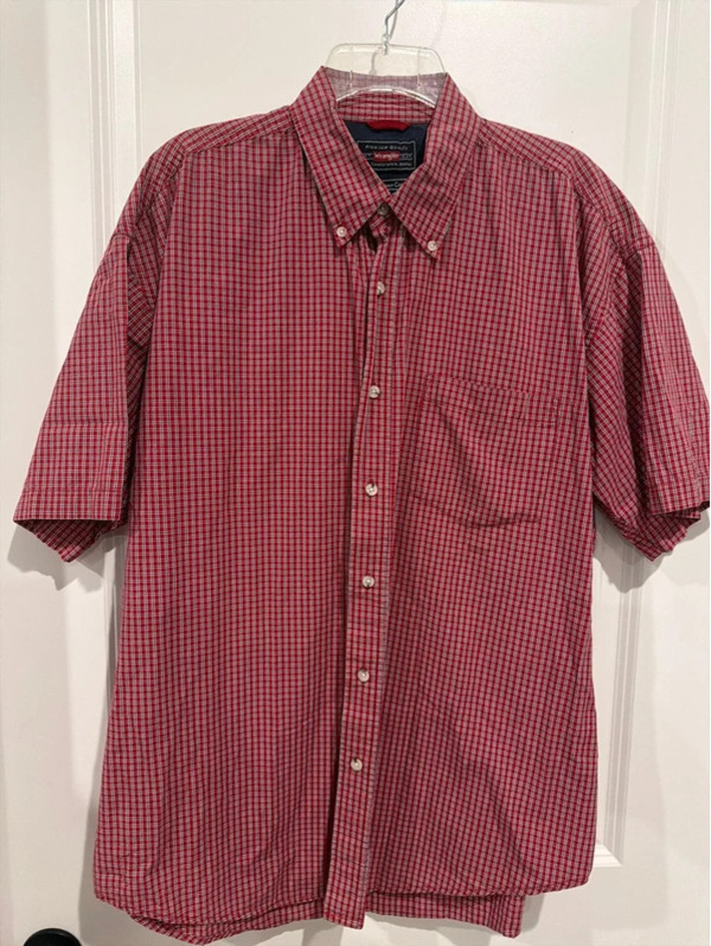 Wrangler Cool River Cotton Men’s Large Red Plaid Short Sleeve Button Down Shirt